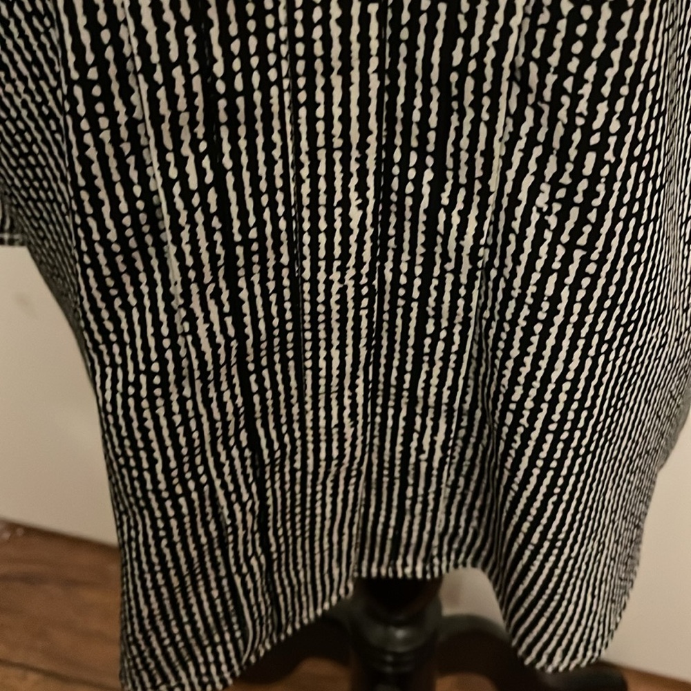 Top - Picture 3 of 6